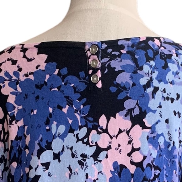 Talbots Light weight Floral sweater - Picture 4 of 4